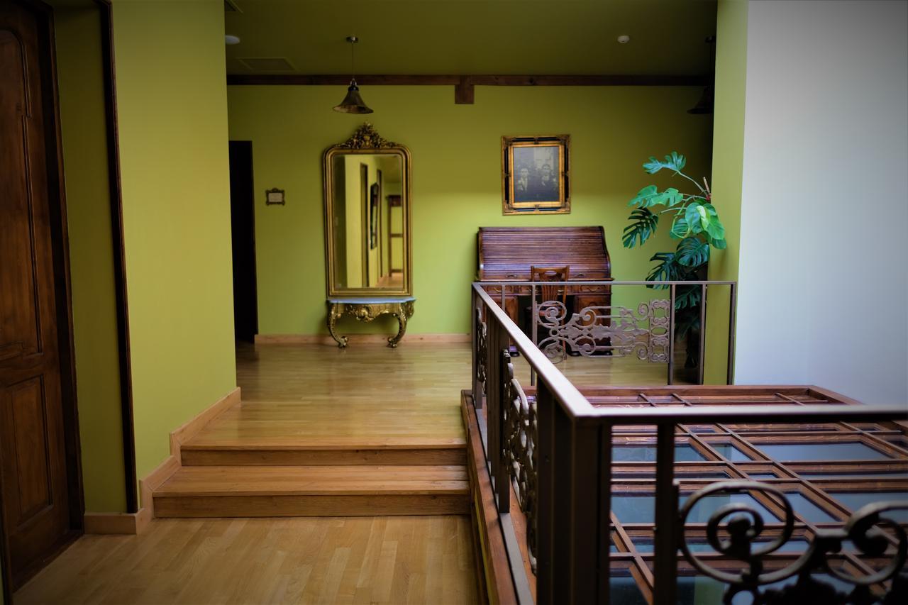 Готель Writers' House Residency Тбілісі Екстер'єр фото